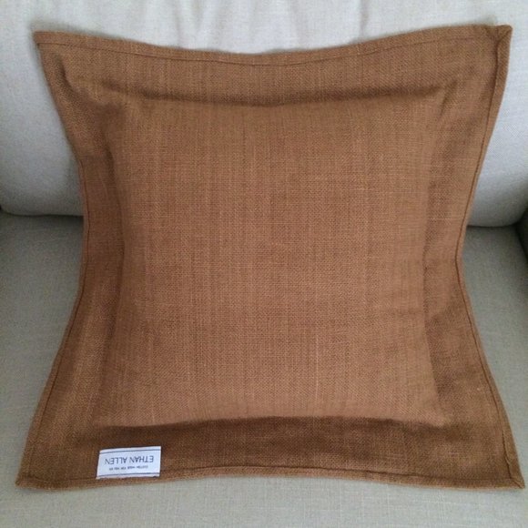 Ethan Allen Accent Pillow *SOLD* - Picture 6 of 7